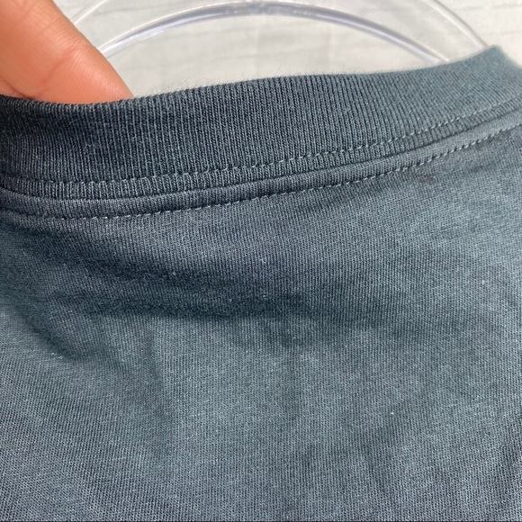 Nike | Women’s Black Muscle Top - Picture 4 of 4